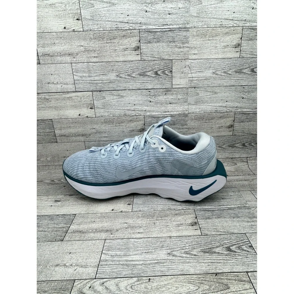 Nike Motiva Walking Shoes Women 12 Sky Blue Teal Rocker Sole Sneakers DV1238-400